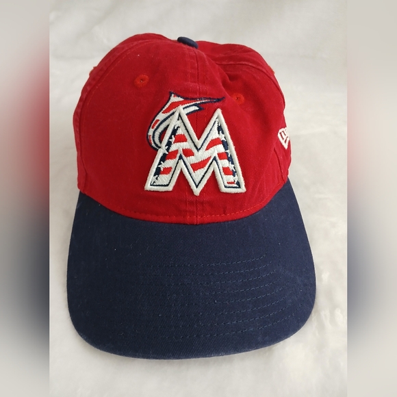 New Era Other - Miami Marlins Hat CAP New Era Black Cap